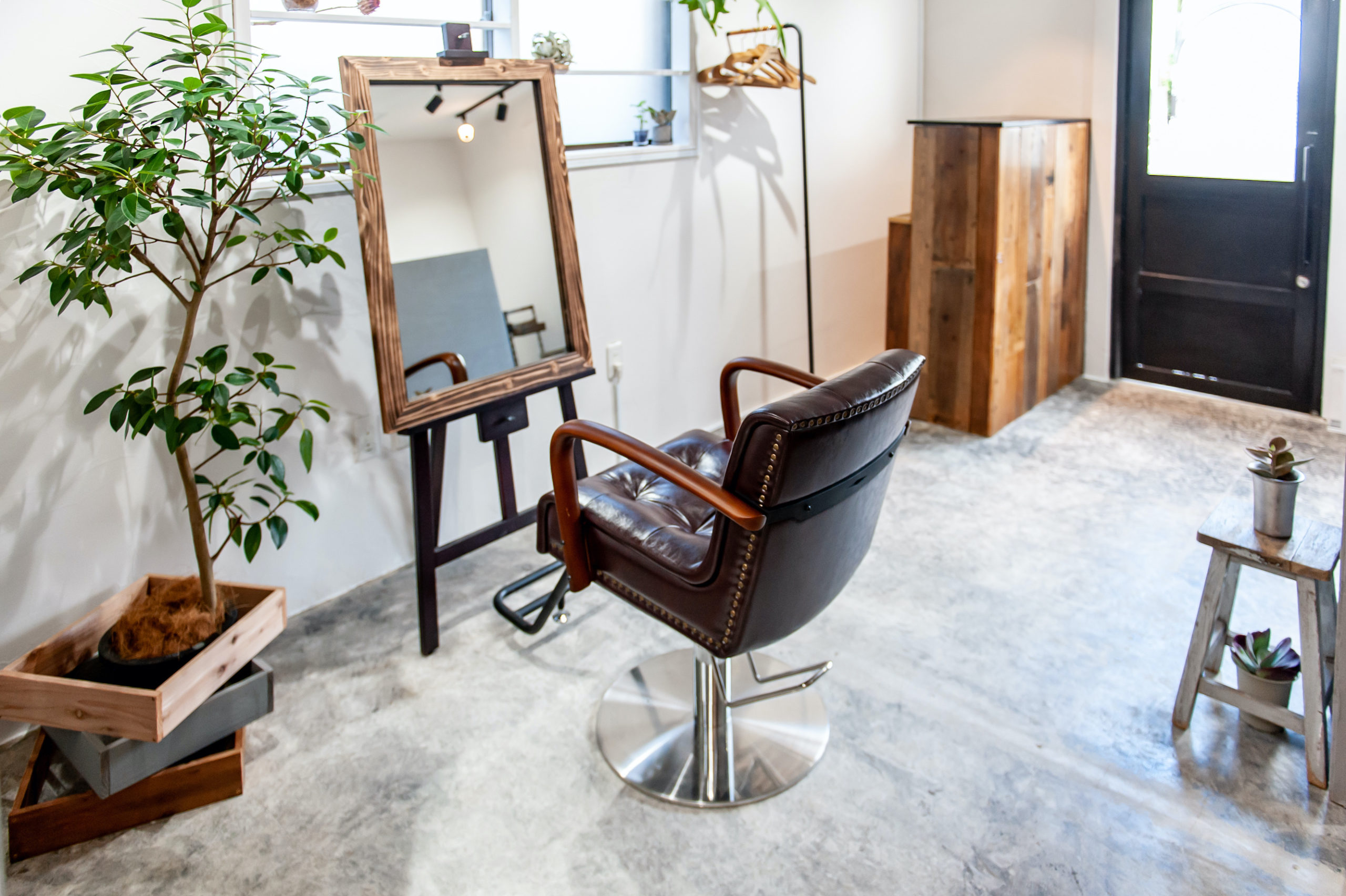 おしゃれな美容室